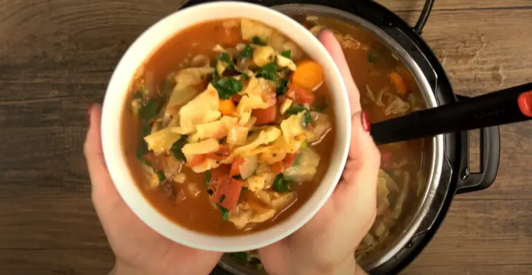 Instant Pot Keto Cabbage Soup