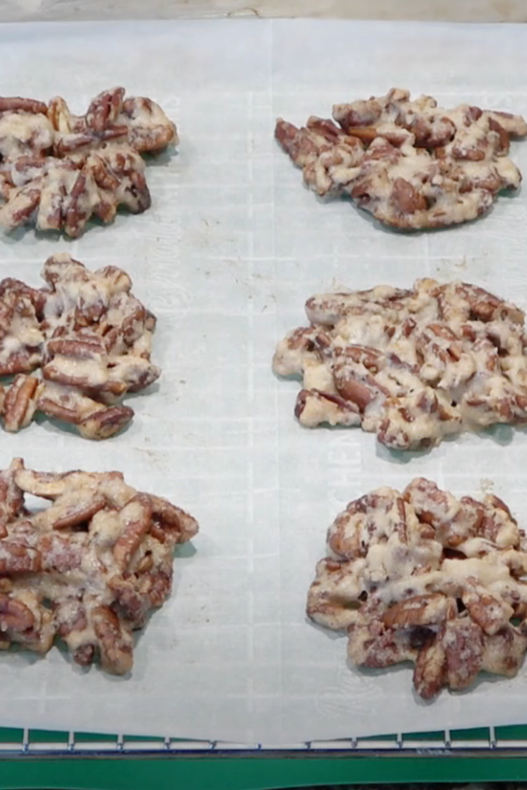 Keto Praline Cookies