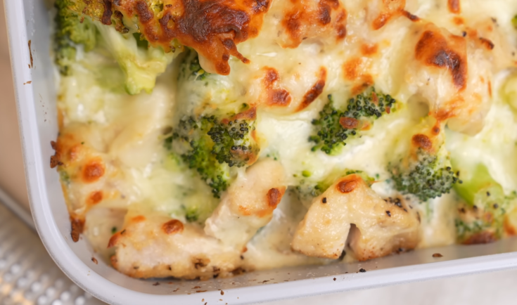 Keto Chicken Alfredo Broccoli Bake