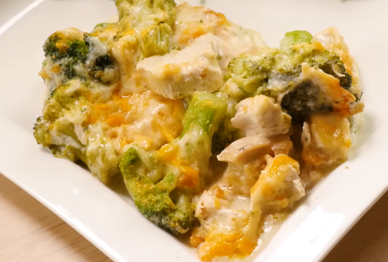 Keto Chicken Divan Casserole