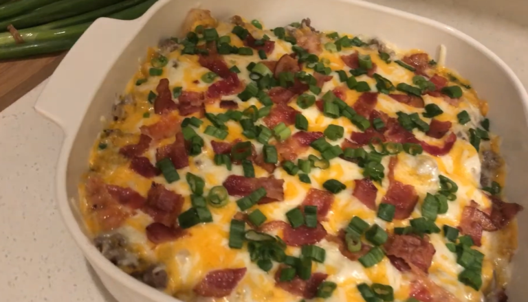 Bacon Cheeseburger Tater Tot Casserole
