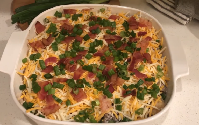 Bacon Cheeseburger Tater Tot Casserole