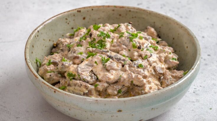 Keto Ground Beef Stroganoff